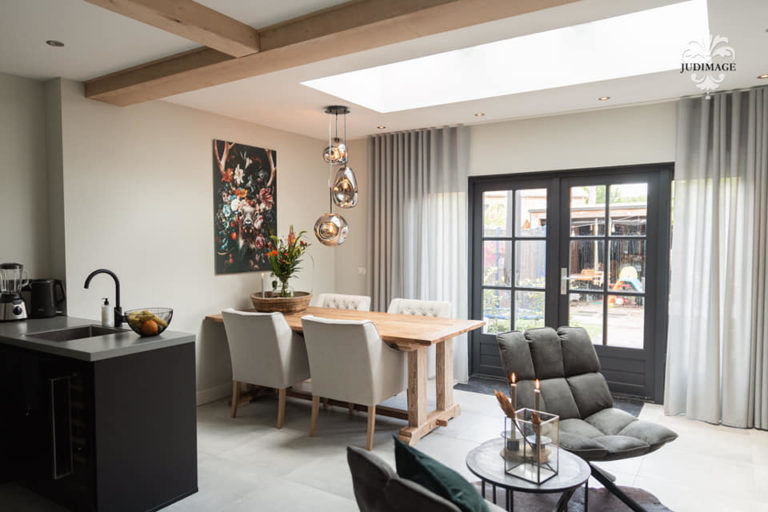 109123291_729978424444933_5921751784127493141_n Aanbouw aan woonkamer