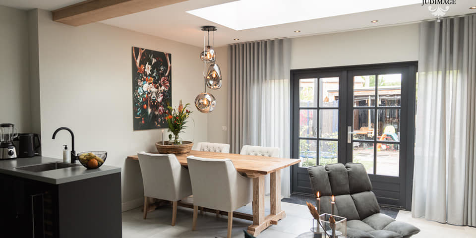 Aanbouw aan woonkamer